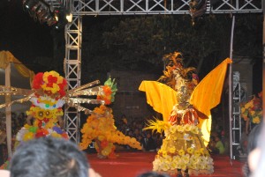 Desainer Muda UM  Semarakkan Malang  Flower Carnival